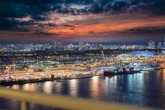 808 Brickell Key Dr 3702, Miami, FL 33131