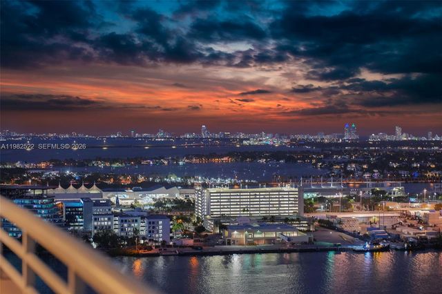 808 Brickell Key Dr 3702, Miami, FL 33131