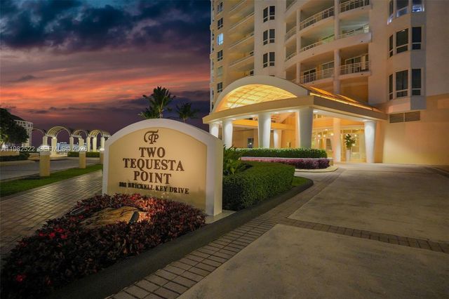 808 Brickell Key Dr 3702, Miami, FL 33131