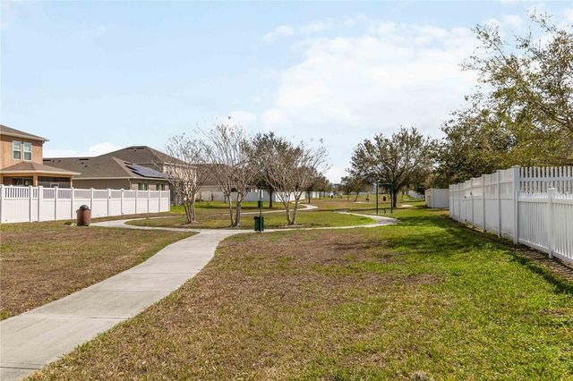 1972 BEACON LANDING CIRCLE, Orlando, FL 32824