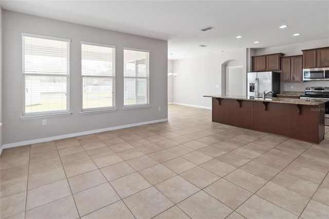 1972 BEACON LANDING CIRCLE, Orlando, FL 32824