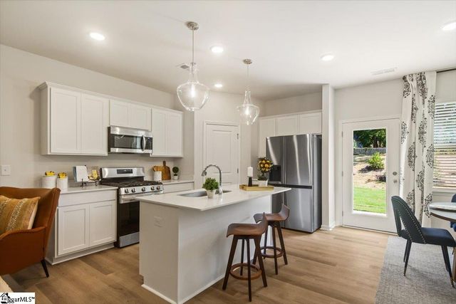 2015 Hillman Way, Roebuck, SC 29376