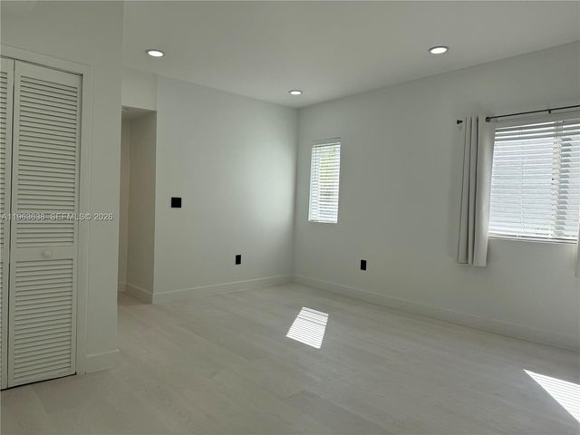 109 NW 6th Ave 5, Miami, FL 33128