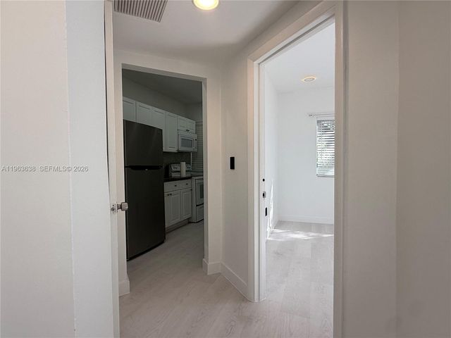 109 NW 6th Ave 5, Miami, FL 33128