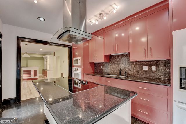 100 Nature Mill Court, Alpharetta, GA 30022