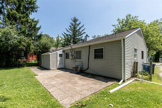 3593 Oakwood Street, Ann Arbor, MI 48104