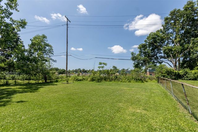 3593 Oakwood Street, Ann Arbor, MI 48104