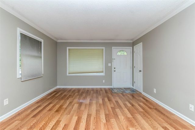 3593 Oakwood Street, Ann Arbor, MI 48104
