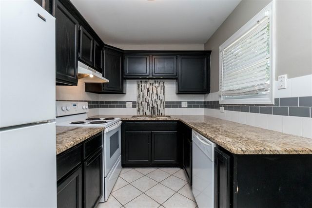 3593 Oakwood Street, Ann Arbor, MI 48104