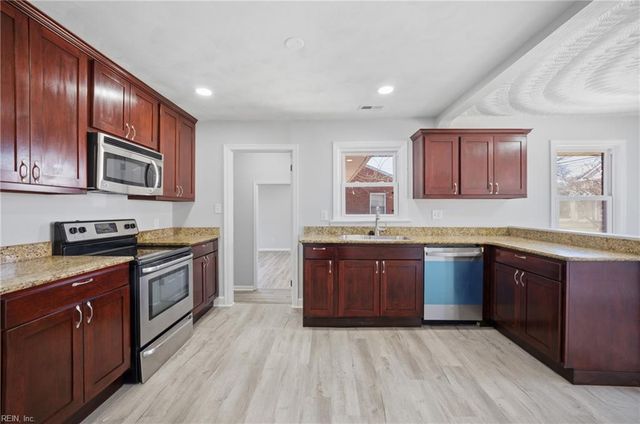 2811 Mapleton AVE, Norfolk, VA 23504