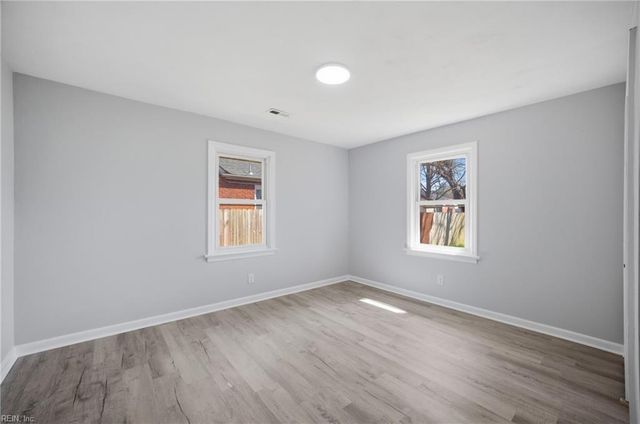 2811 Mapleton AVE, Norfolk, VA 23504