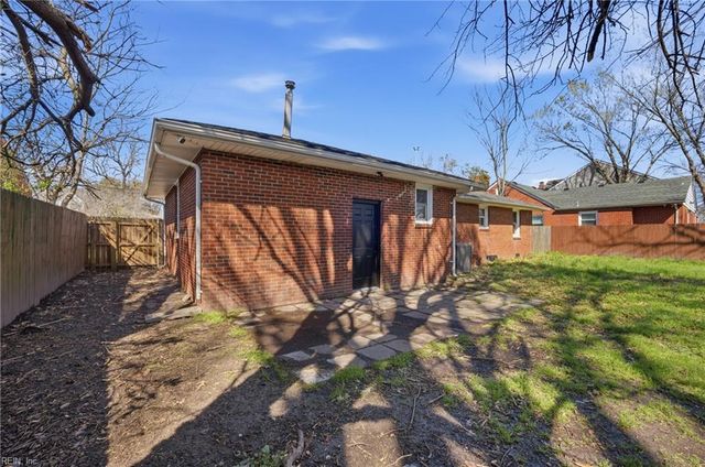 2811 Mapleton AVE, Norfolk, VA 23504