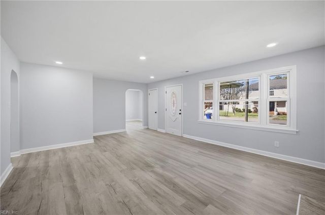 2811 Mapleton AVE, Norfolk, VA 23504