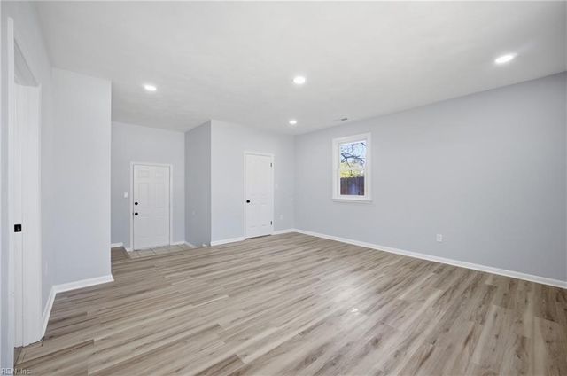 2811 Mapleton AVE, Norfolk, VA 23504