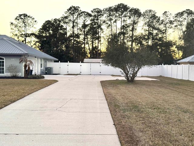 147 Confederate Point Rd, Palatka, FL 32177