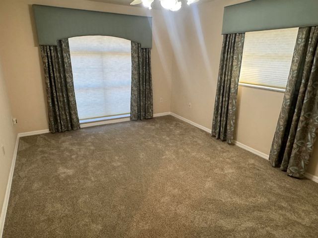 147 Confederate Point Rd, Palatka, FL 32177