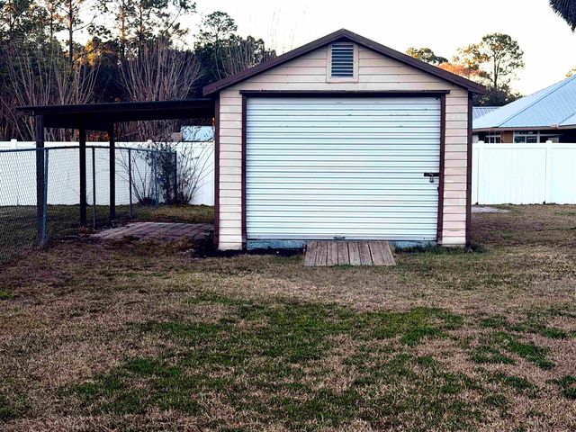 147 Confederate Point Rd, Palatka, FL 32177