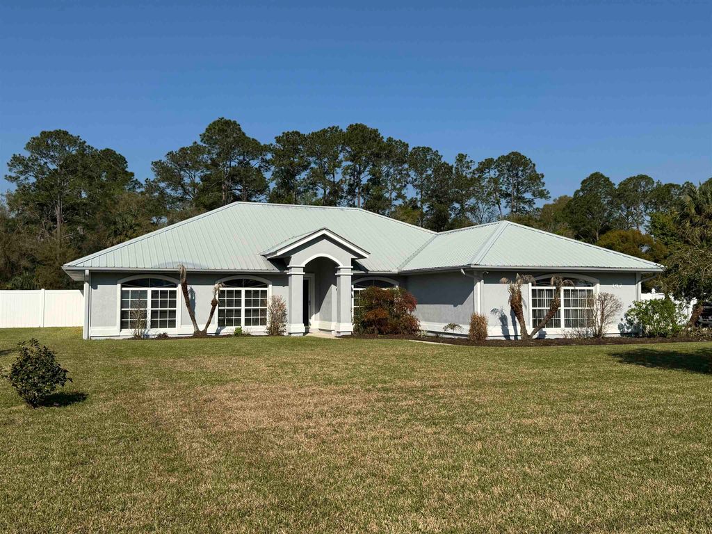 147 Confederate Point Rd, Palatka, FL 32177
