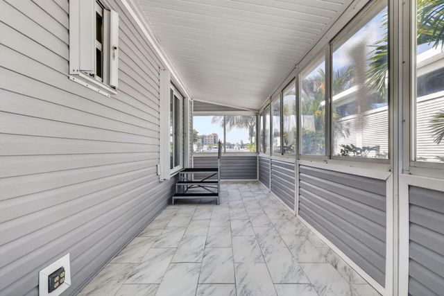 65 Relaxed Circle, Hypoluxo, FL 33462