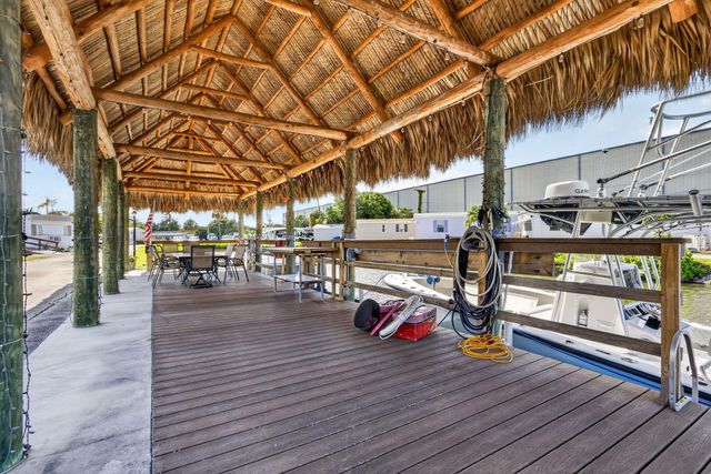 65 Relaxed Circle, Hypoluxo, FL 33462