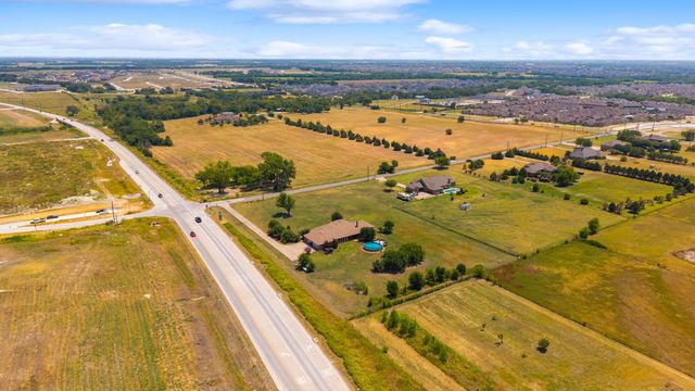 2113 S Coit Road, Celina, TX 75009
