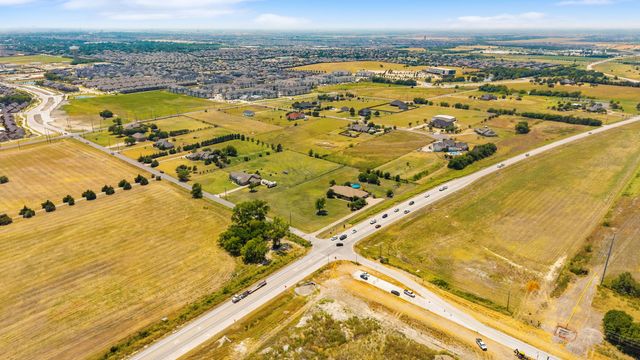 2113 S Coit Road, Celina, TX 75009