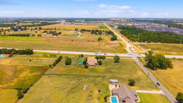 2113 S Coit Road, Celina, TX 75009