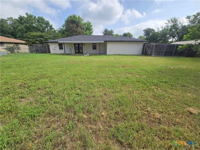 1025 Terra Alta Drive, Belton, TX 76513