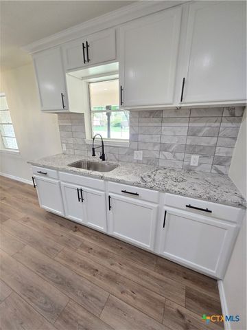 1025 Terra Alta Drive, Belton, TX 76513