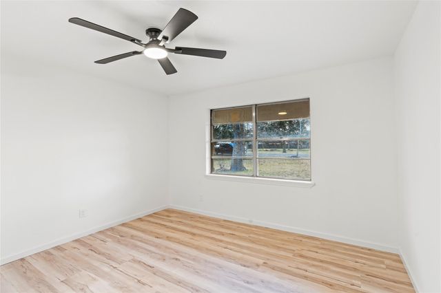 15903 Hickory Drive, Alvin, TX 77511