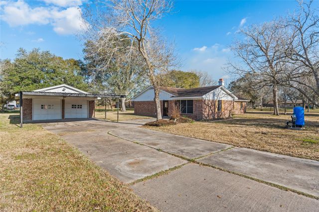 15903 Hickory Drive, Alvin, TX 77511