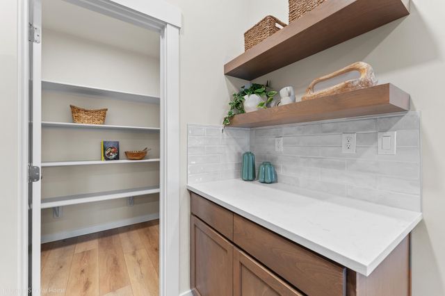 1517 W 67th Ave, Spokane, WA 99224