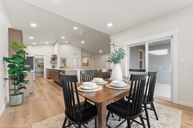 1517 W 67th Ave, Spokane, WA 99224