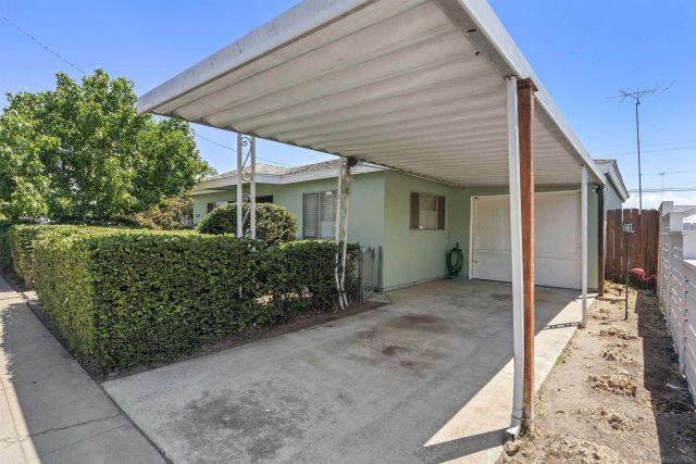 3327-3329 N 41St, San Diego, CA 92105