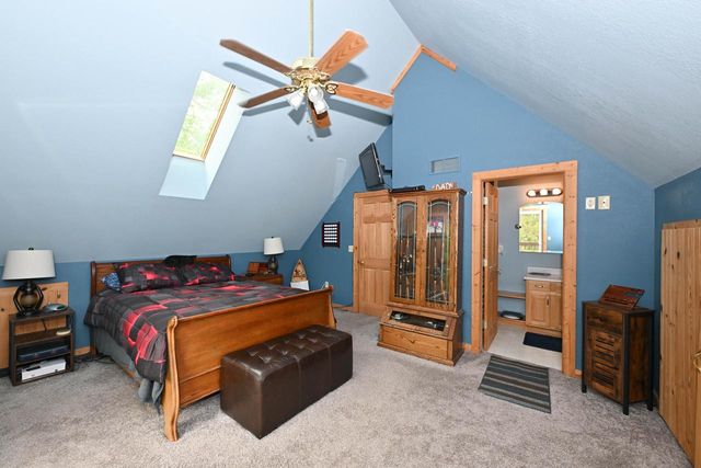 685 Williams DRIVE, Cedarburg, WI 53012