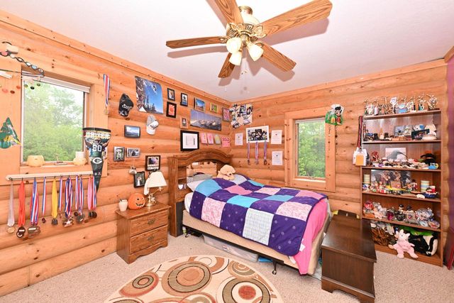 685 Williams DRIVE, Cedarburg, WI 53012