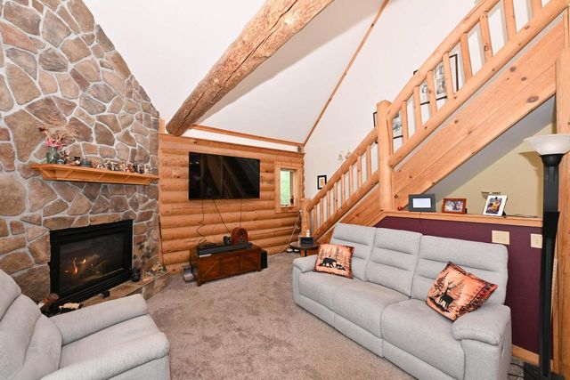 685 Williams DRIVE, Cedarburg, WI 53012