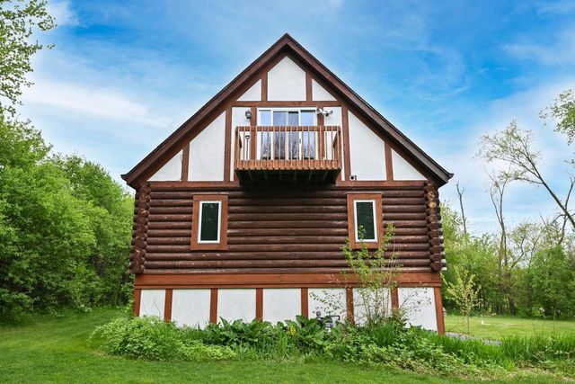685 Williams DRIVE, Cedarburg, WI 53012