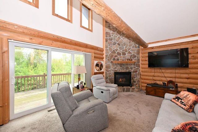 685 Williams DRIVE, Cedarburg, WI 53012