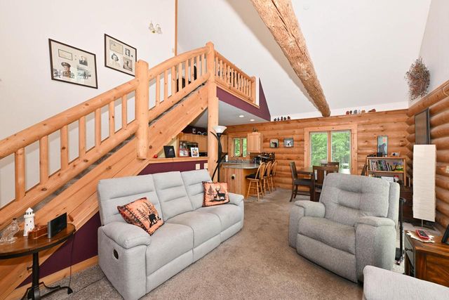 685 Williams DRIVE, Cedarburg, WI 53012