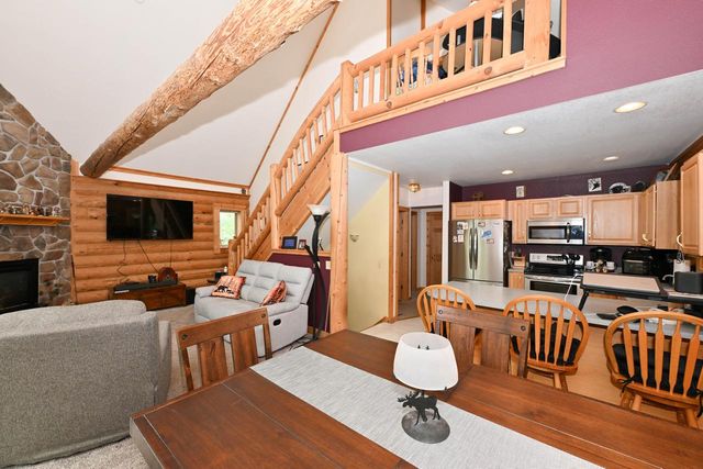 685 Williams DRIVE, Cedarburg, WI 53012