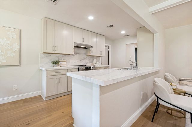 2221 Scarlet Lane, Grand Prairie, TX 75050