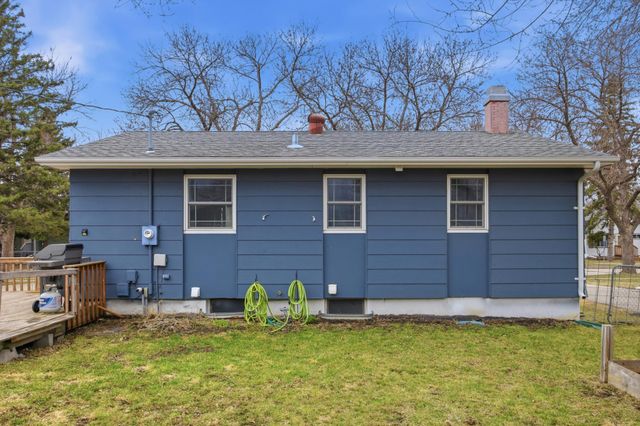 825 26th Street N, Fargo, ND 58102