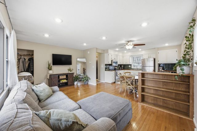 825 26th Street N, Fargo, ND 58102