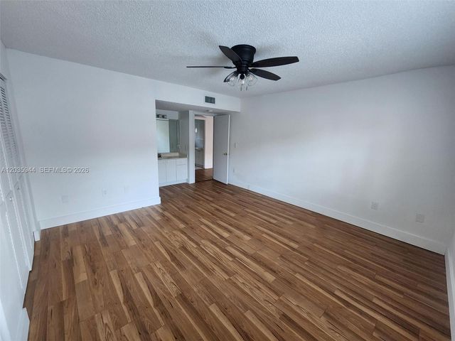 10019 W Okeechobee Road 102, Hialeah Gardens, FL 33016