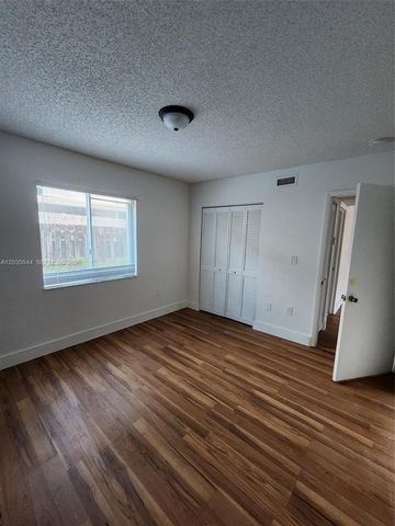10019 W Okeechobee Road 102, Hialeah Gardens, FL 33016