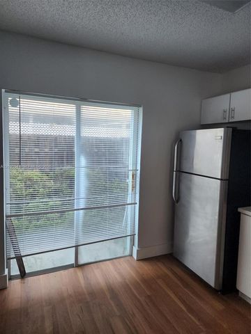10019 W Okeechobee Road 102, Hialeah Gardens, FL 33016