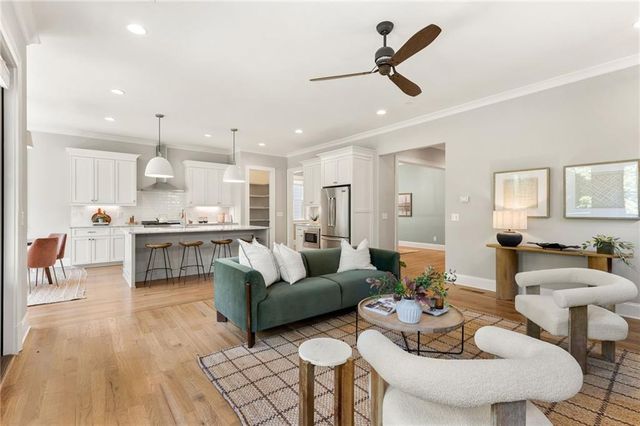 35 McEvoy Lane, Decatur, GA 30030