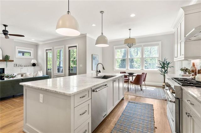35 McEvoy Lane, Decatur, GA 30030