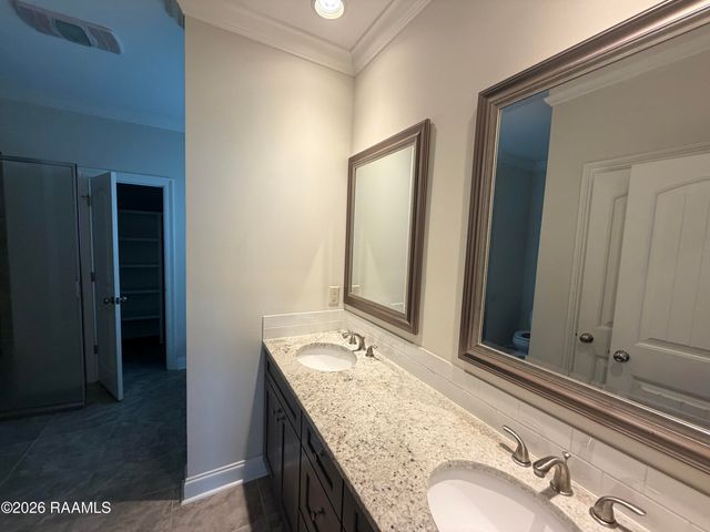 111 Sleepy Brook Road, Lafayette, LA 70508